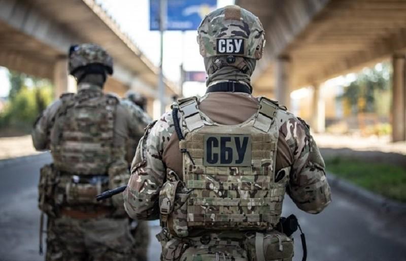 Вимагали $50 тис. за спокійну роботу: справа колишніх співробітників СБУ Володимира Черняка та Олександра Музикіна