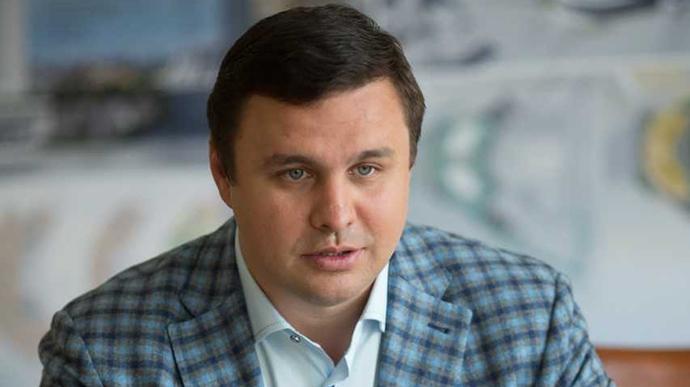 Справа про хабар Філатову: прокурор допитав Максима Микитася