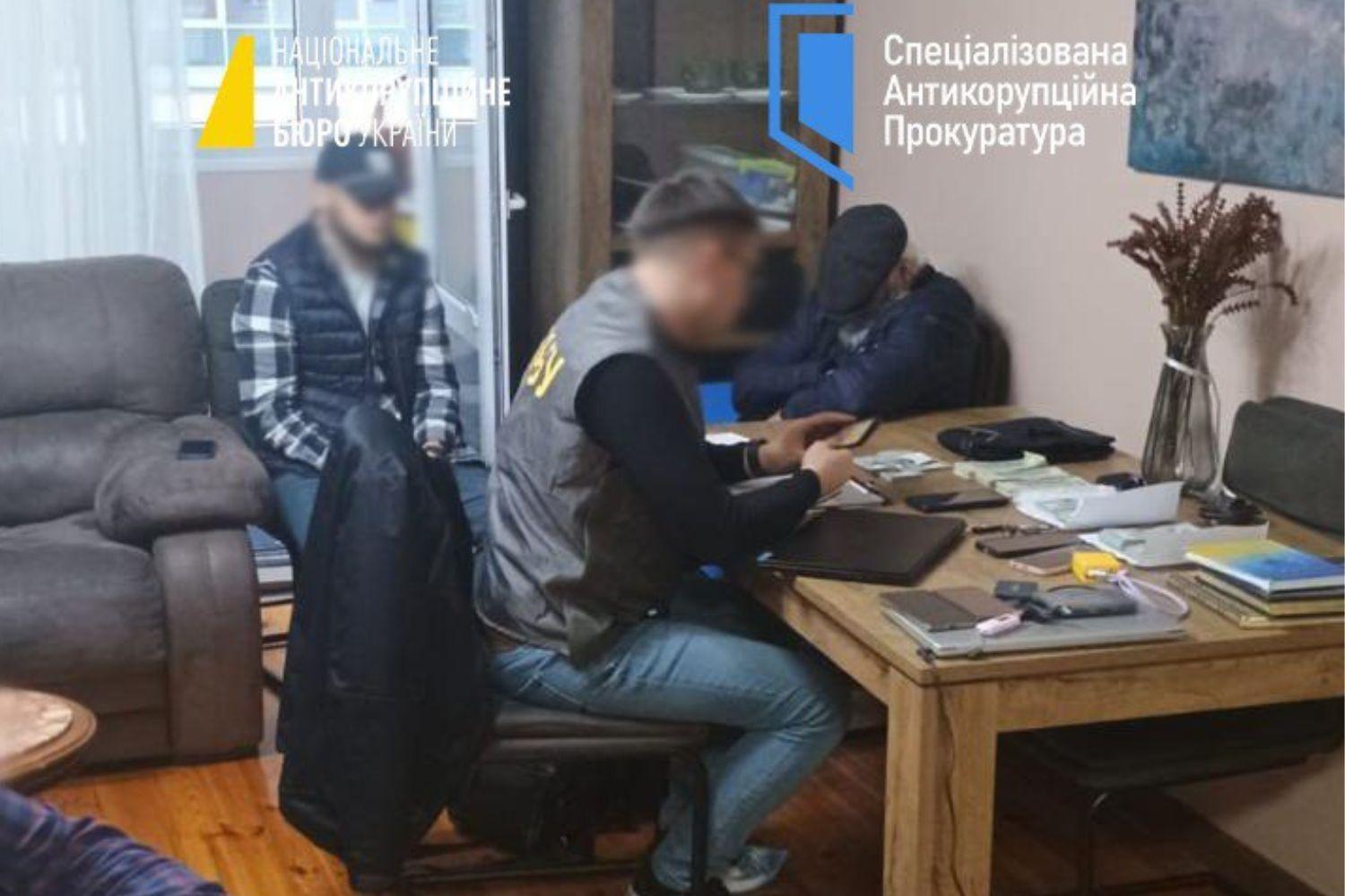 Прокурору ОГП та адвокатам повідомили про підозру у підбурюванні до хабарництва