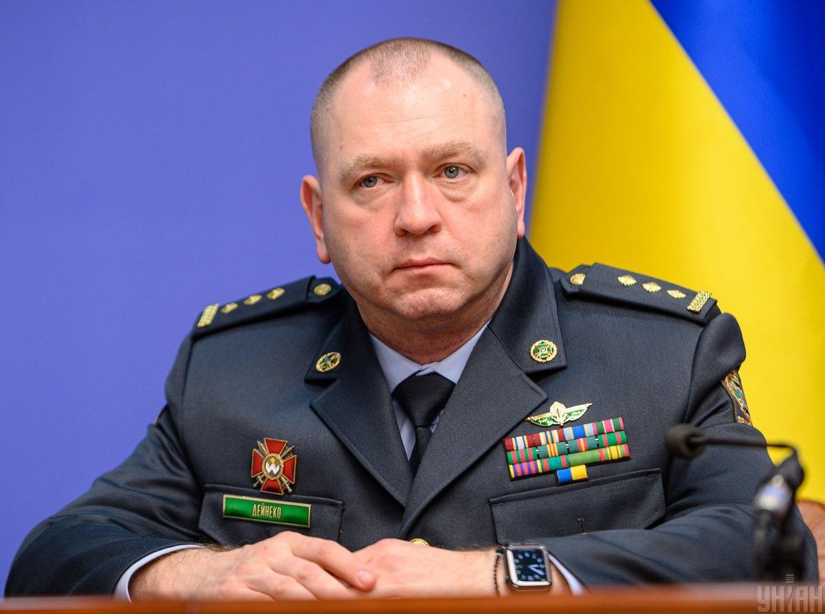 Корупція в ДПСУ: ВАКС застосував запобіжку до ексголови Сергія Дейнека та ще одного підозрюваного