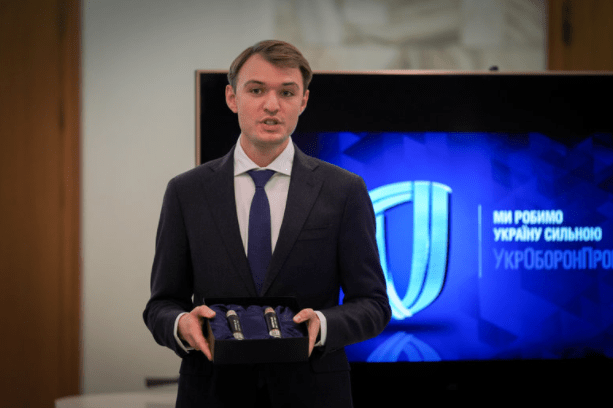 Справа Віталія Жукова про підкуп директора Ізюмського оборонного заводу