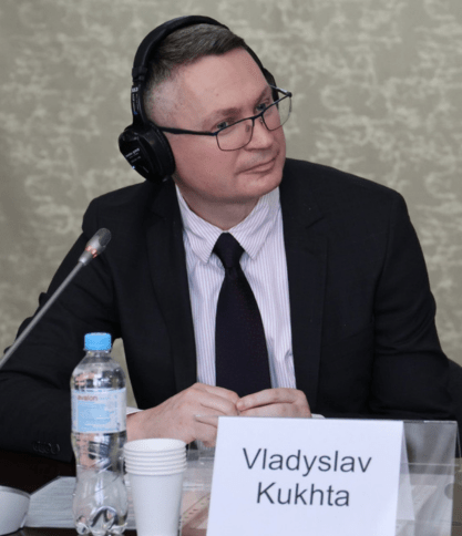 Владислав Кухта