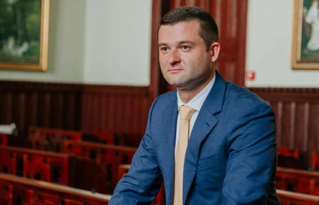 Продаж за безцінь землі у центрі Мукачева: справа Андрія Балоги