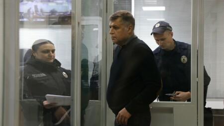 Справа «Мідас»: прокурор навів докази того, що фігуранти Миронюк та Басов впливали на співробітника СБУ