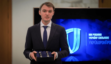 Віталій Жуков дав повторні свідчення у справі ексочільника Ізюмського приладобудівного заводу Філоненка